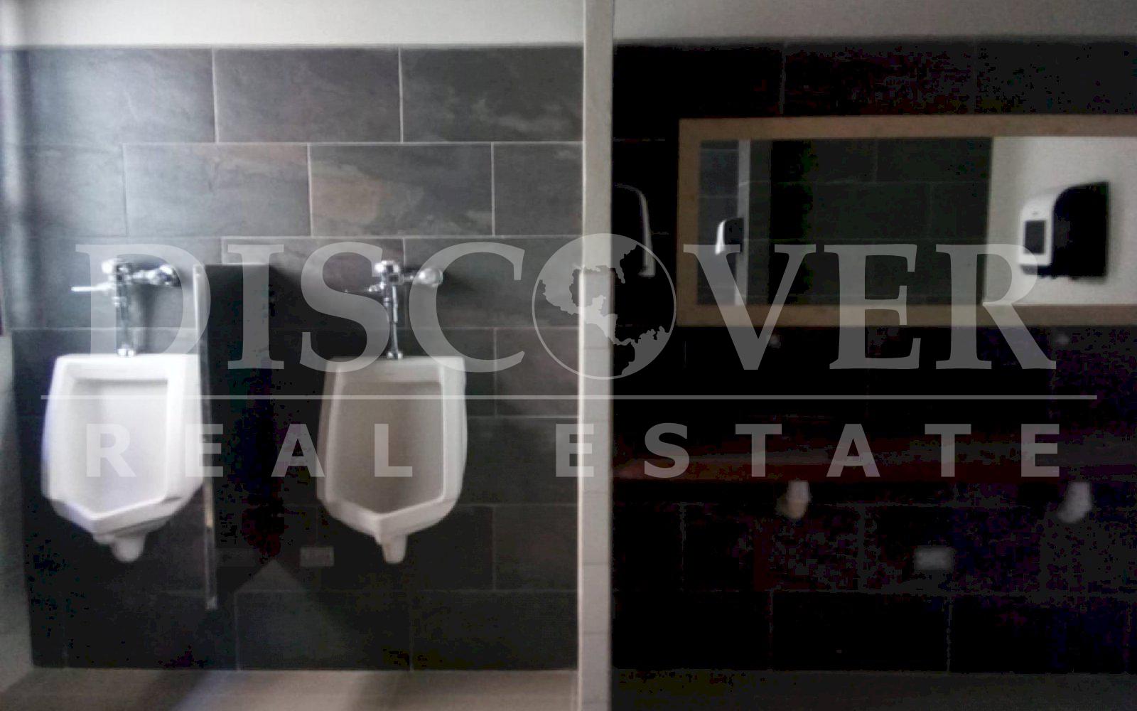  Local with high commercial potential for Rent in Villa Fontana ID 11665