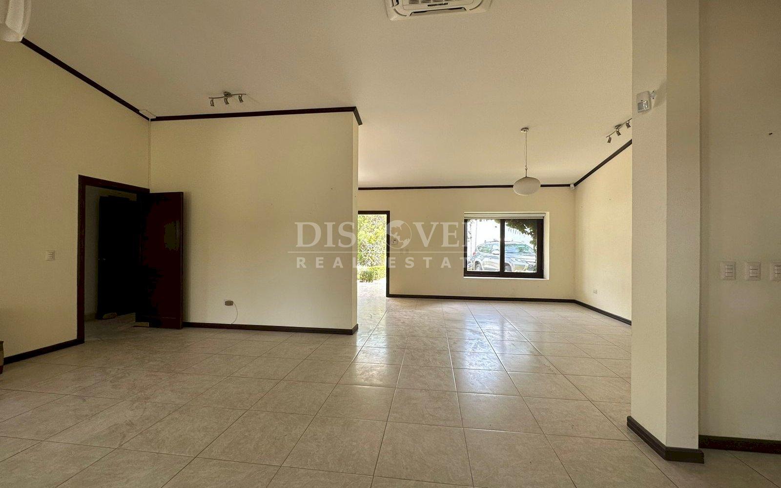 https://images.discovernica.com/propiedad/1600/ee3e3e98_1161_4b60_a39d_4894a9c8e23c.jpg