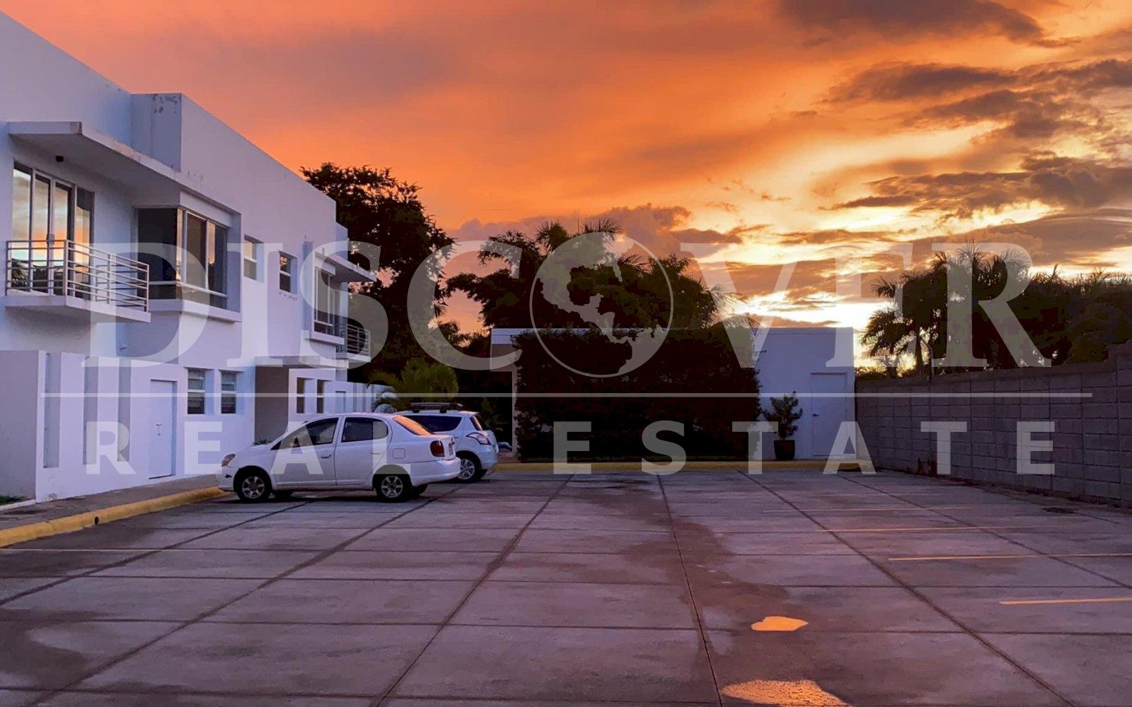https://images.discovernica.com/propiedad/1600/ege5ujdt7kyfyukl.jpg