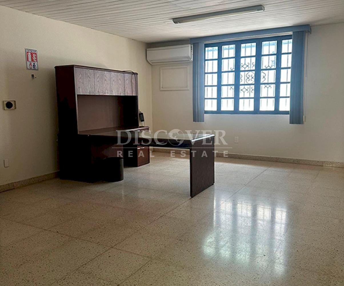  Spacious house for rent in Bolonia