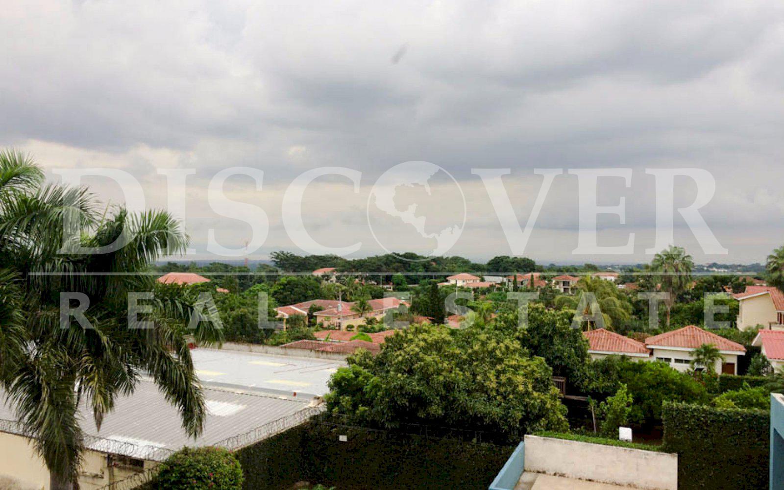  Spectacular apartment for rent located in Las Cumbres 