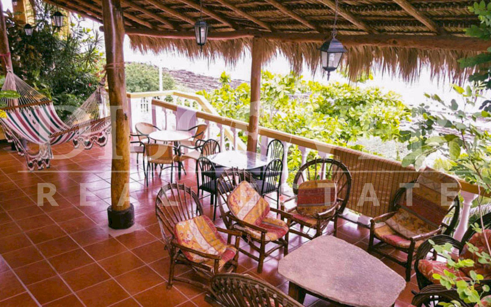 https://images.discovernica.com/propiedad/1600/espectacular_casa_venta_playa_casares_3_habitaciones_2_walking_closets_4_ba_os_ID11182_11.jpg