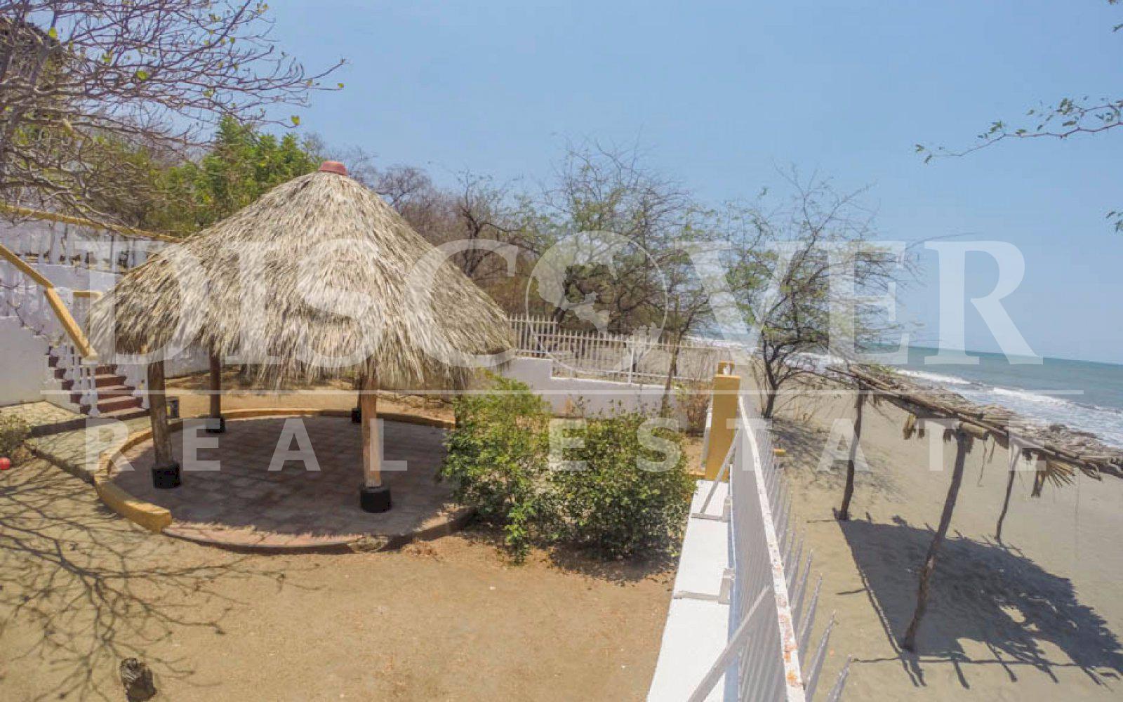 https://images.discovernica.com/propiedad/1600/espectacular_casa_venta_playa_casares_3_habitaciones_2_walking_closets_4_ba_os_ID11182_2.jpg