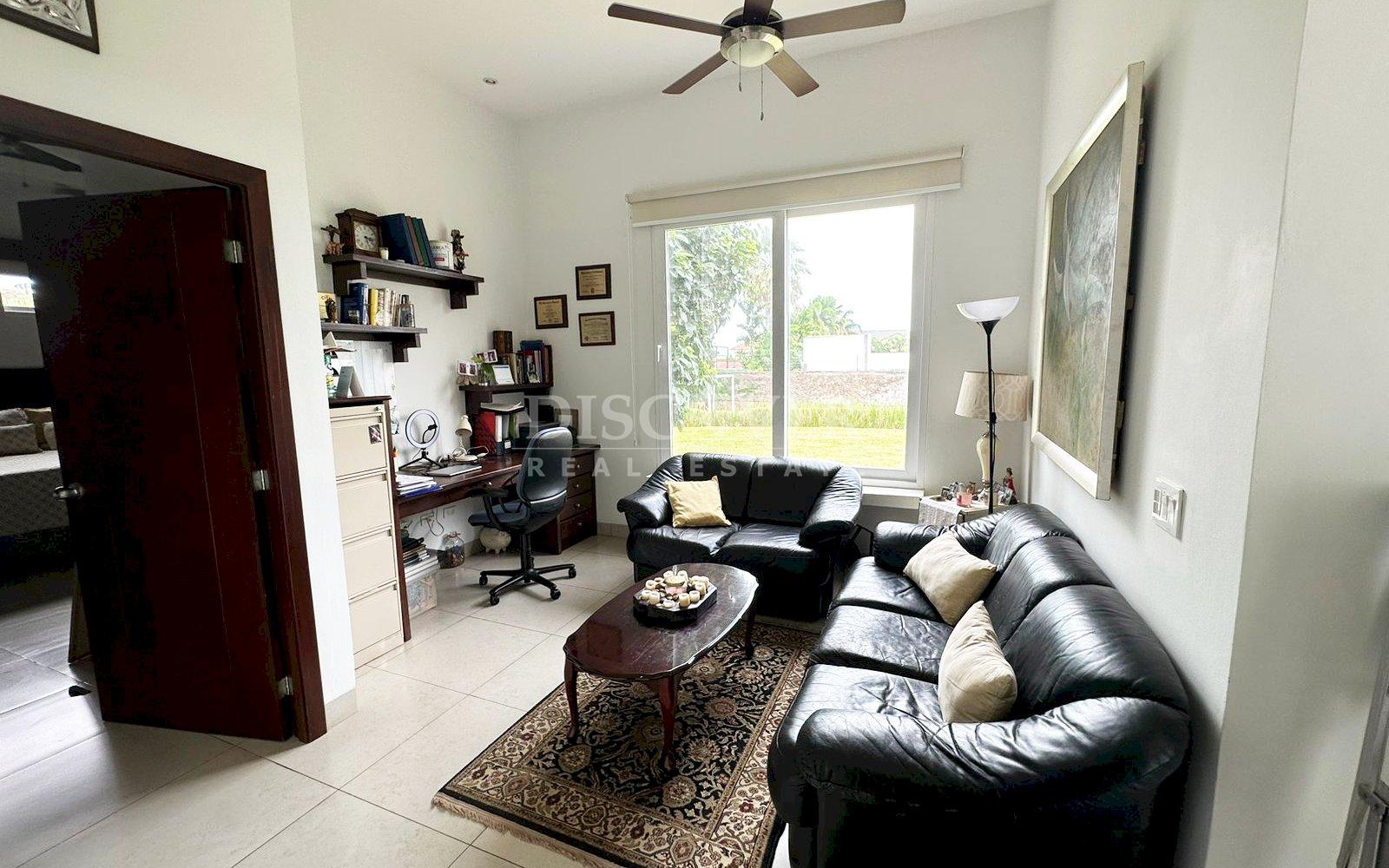  House for rent in Estancia de Santo Domingo.