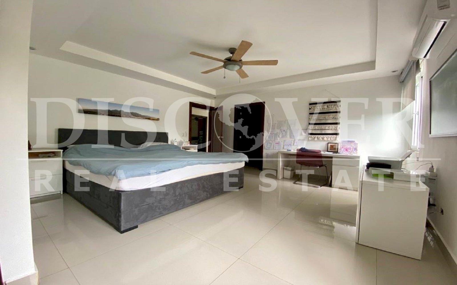 https://images.discovernica.com/propiedad/1600/fewrtrhyjukyiuoi.jpg