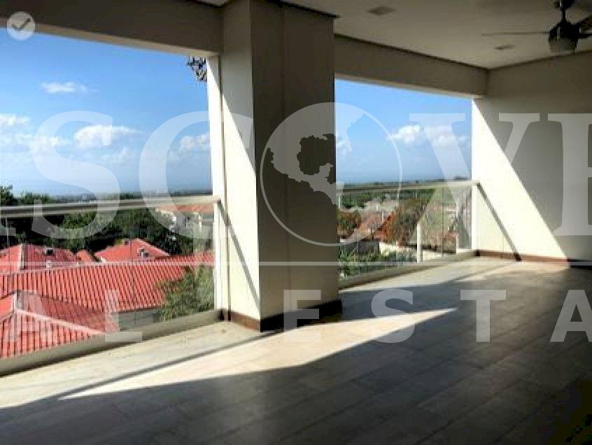 Apartment for rent located in a Condominium in Santo Domingo.