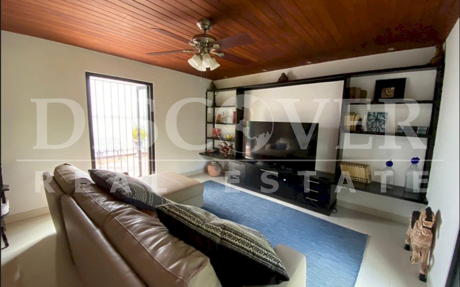 https://images.discovernica.com/propiedad/1600/fq2wefefrweg.jpg