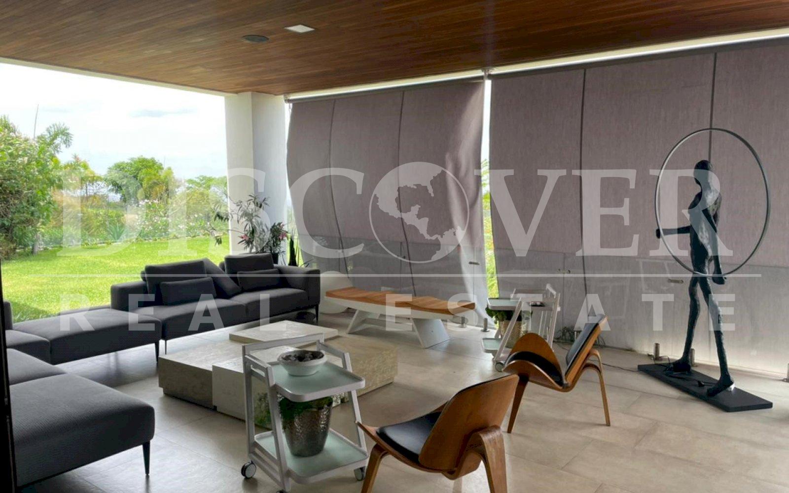 https://images.discovernica.com/propiedad/1600/fw4tye45ryhe5utt.jpg
