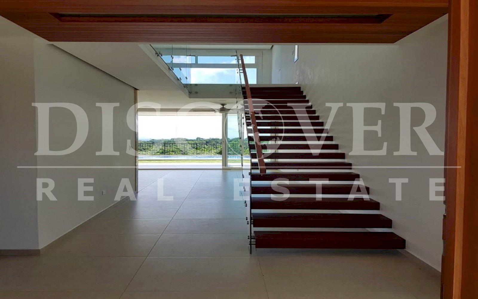 https://images.discovernica.com/propiedad/1600/fwefqwefqweqfe.jpg