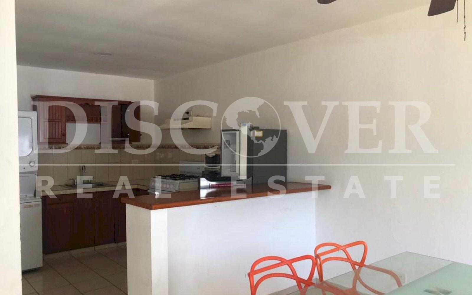  Furnished apartment in Altamira planes. 