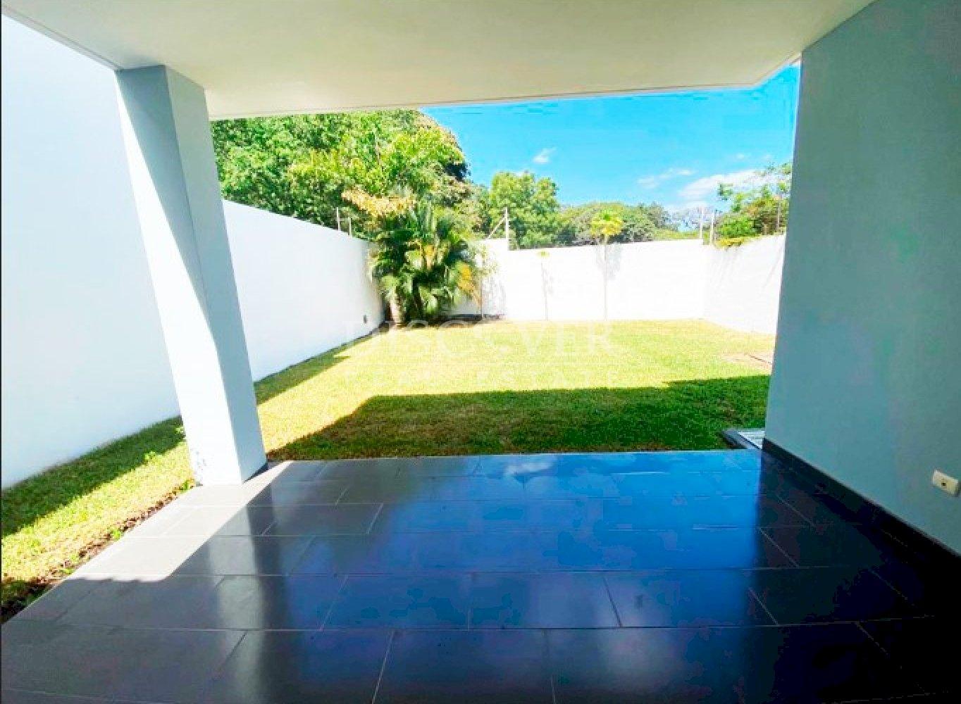 House for rent in condominium - Highway to Masaya