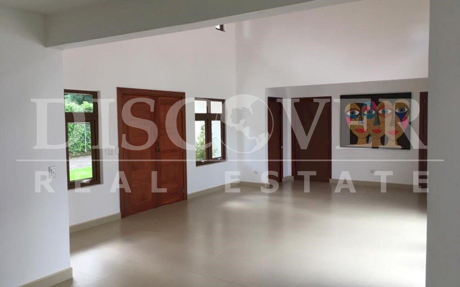 https://images.discovernica.com/propiedad/1600/fwegegr.jpg