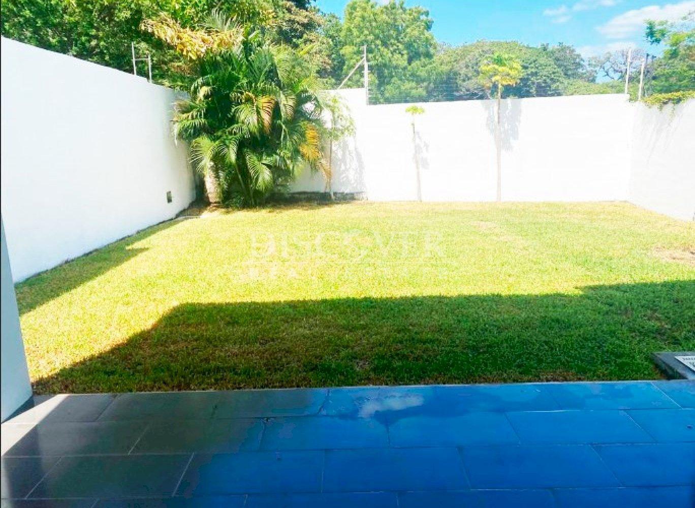 House for rent in condominium - Highway to Masaya