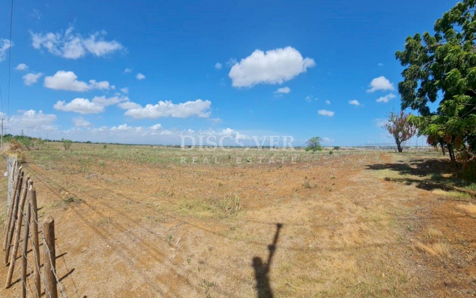  Land for sale at km 27.5 North Pan-American Highway.