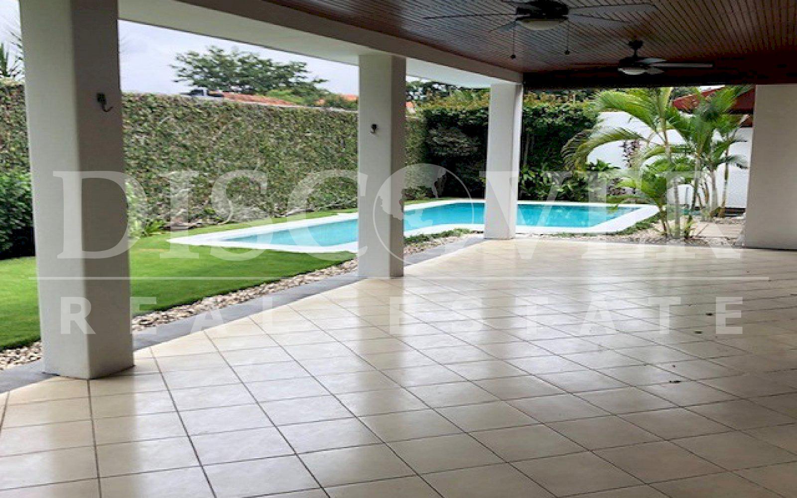https://images.discovernica.com/propiedad/1600/gawegawegawg.jpg