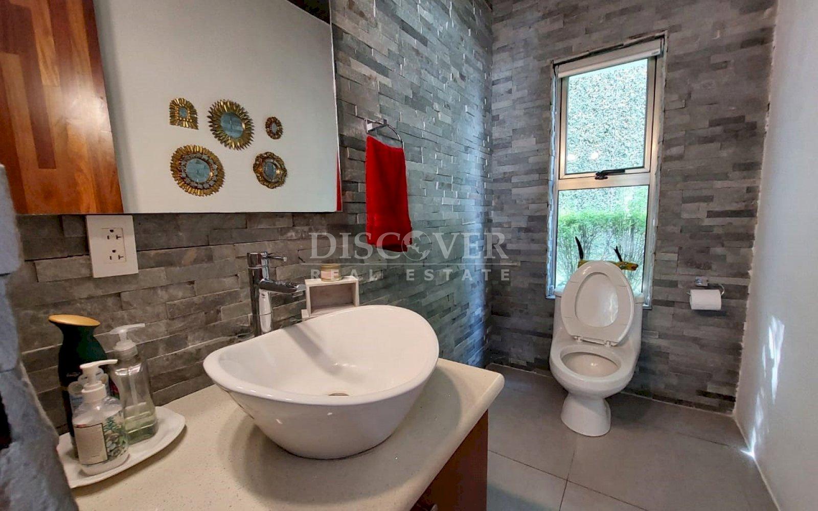 https://images.discovernica.com/propiedad/1600/gvwergverbb.jpg