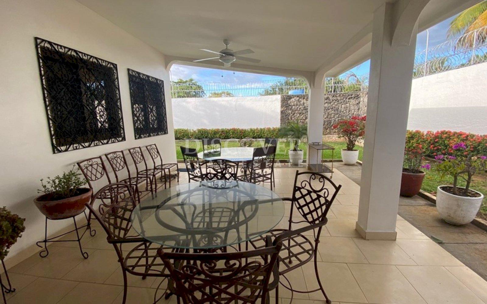  House for sale in Villa Fontana.