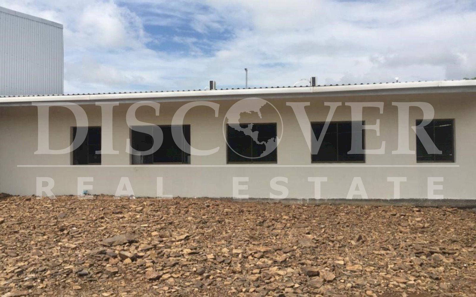 https://images.discovernica.com/propiedad/1600/gwrfvarbaerfbfb.jpg