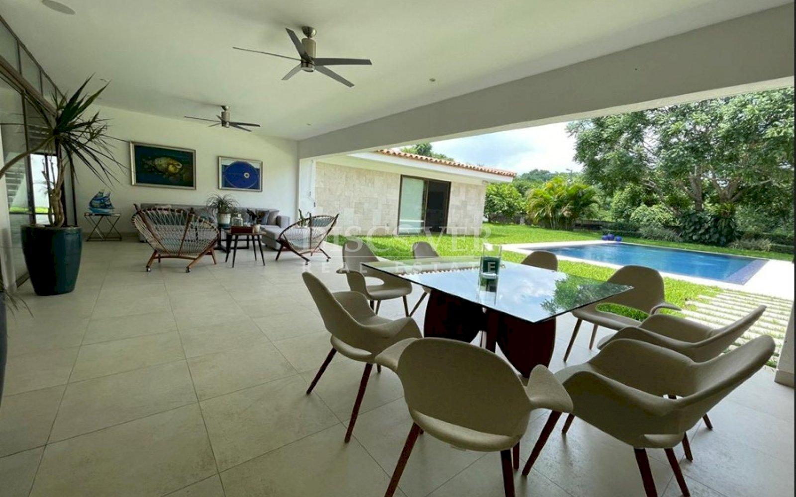 https://images.discovernica.com/propiedad/1600/hdtgjngcyjygck.jpg