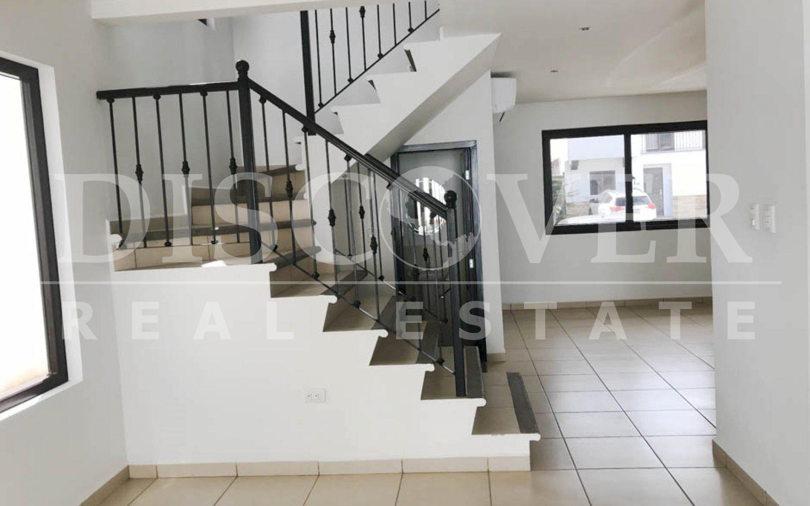 https://images.discovernica.com/propiedad/1600/hermosa_casa_alquiler_el_cortijo_de_la_sierra_4_habitaciones_ID_11462_5.jpg