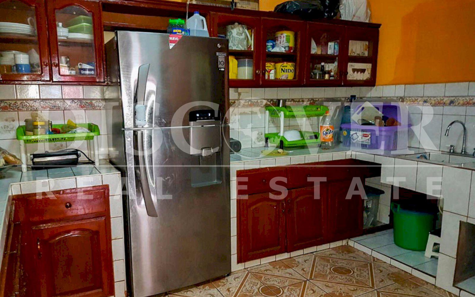 https://images.discovernica.com/propiedad/1600/hermosa_casa_venta_americas_1_4_habitaciones_1_ba_o_sala_comedor_ID11190_3.jpg