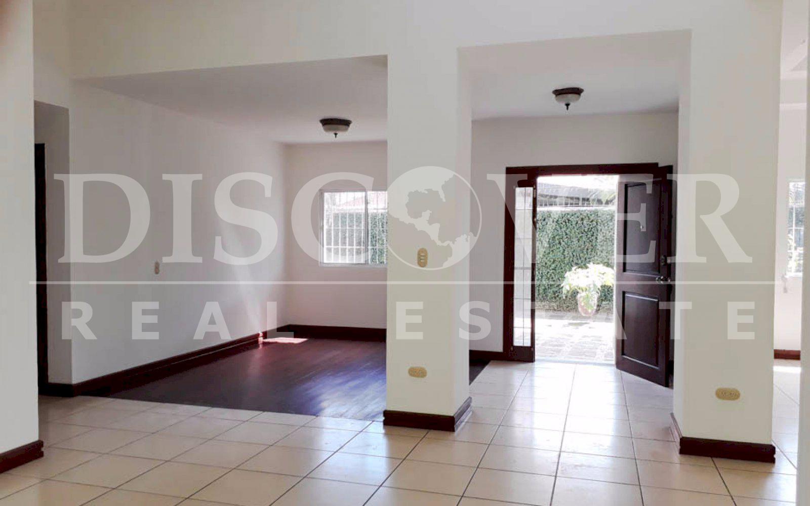  Beautiful House for Rent and Sale located in Las Colinas Sur ID 11205