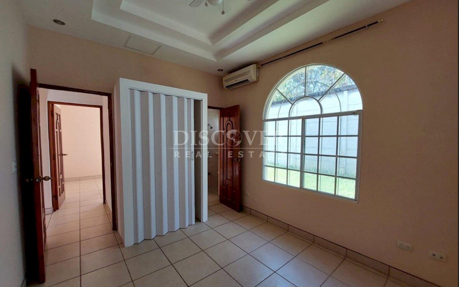 https://images.discovernica.com/propiedad/1600/hethbw4hw4tsbt.jpg