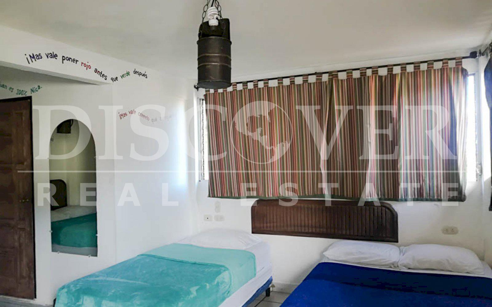 https://images.discovernica.com/propiedad/1600/hotel_venta_alquiler_montoya_2pisos_16_habitaciones_amueblado_ID_11473_2.jpg