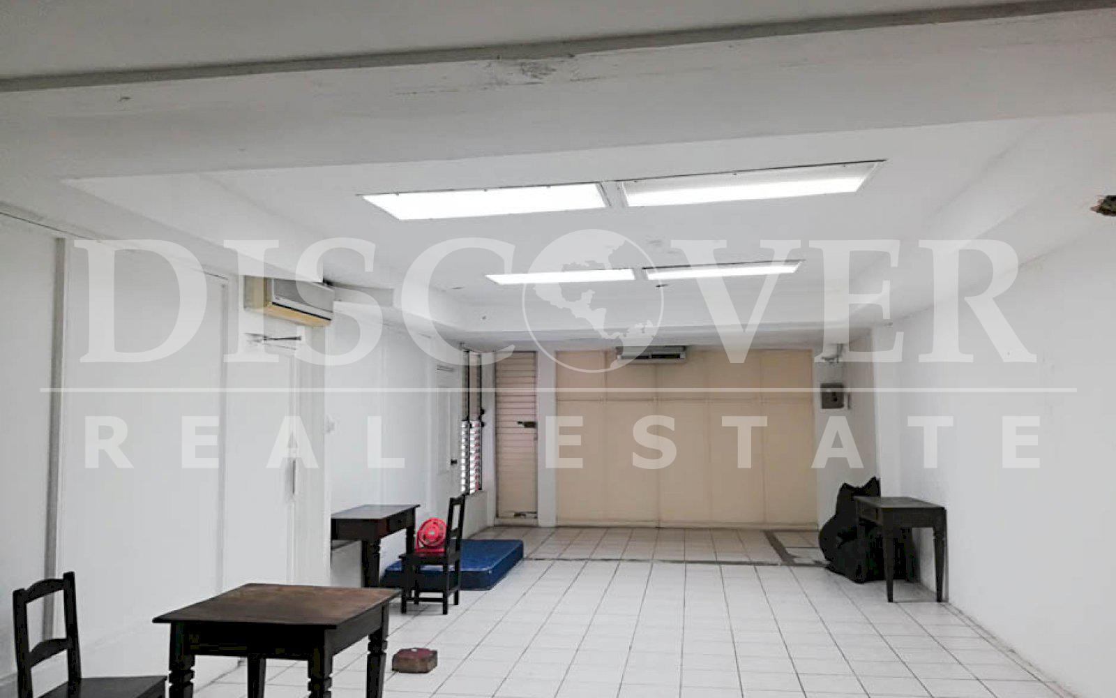 https://images.discovernica.com/propiedad/1600/hotel_venta_alquiler_montoya_2pisos_16_habitaciones_amueblado_ID_11473_5.jpg