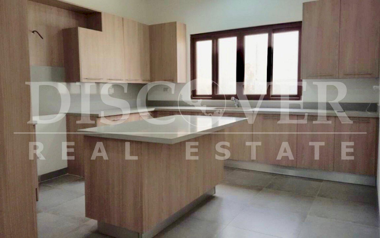 https://images.discovernica.com/propiedad/1600/hrthnhjmk.jpg