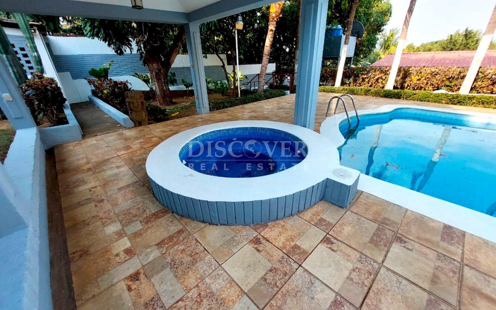  House with pool for rent located on the south road