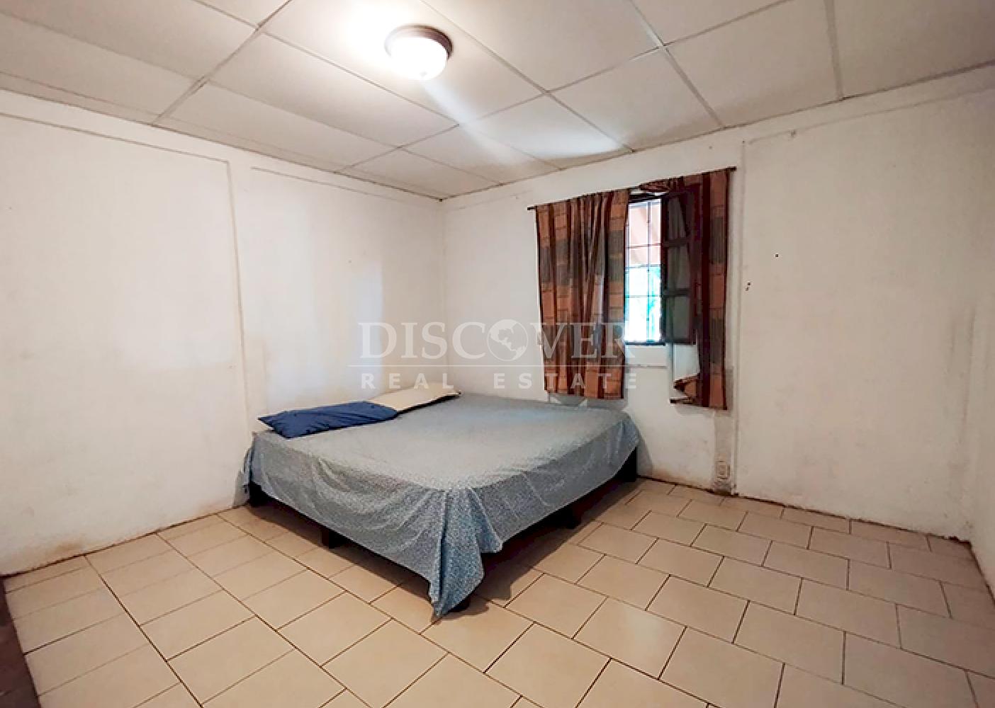 House with large yard for rent in Ticuantepe