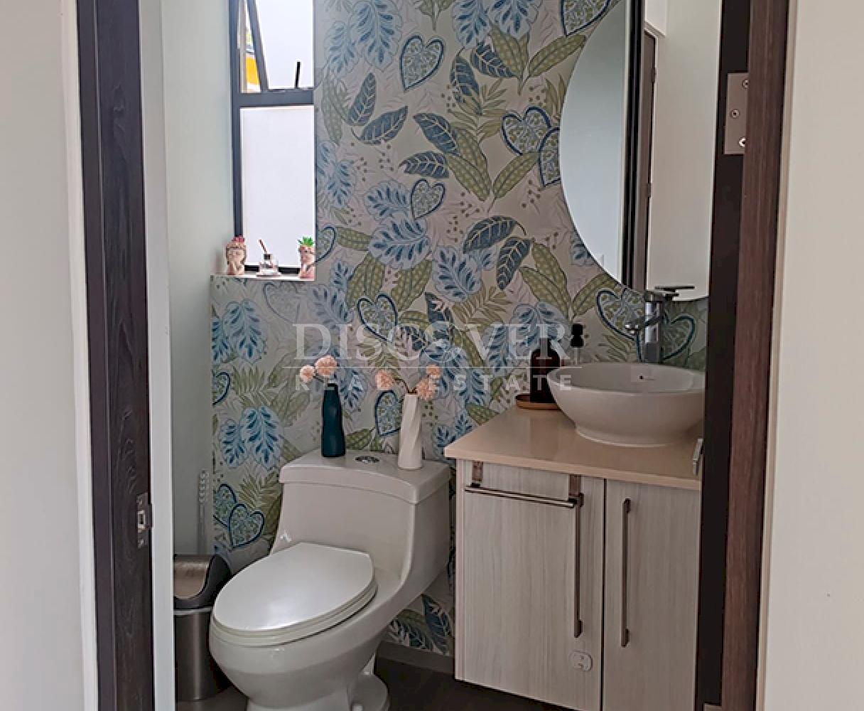  Cozy house for sale in Villa Fontana condominium