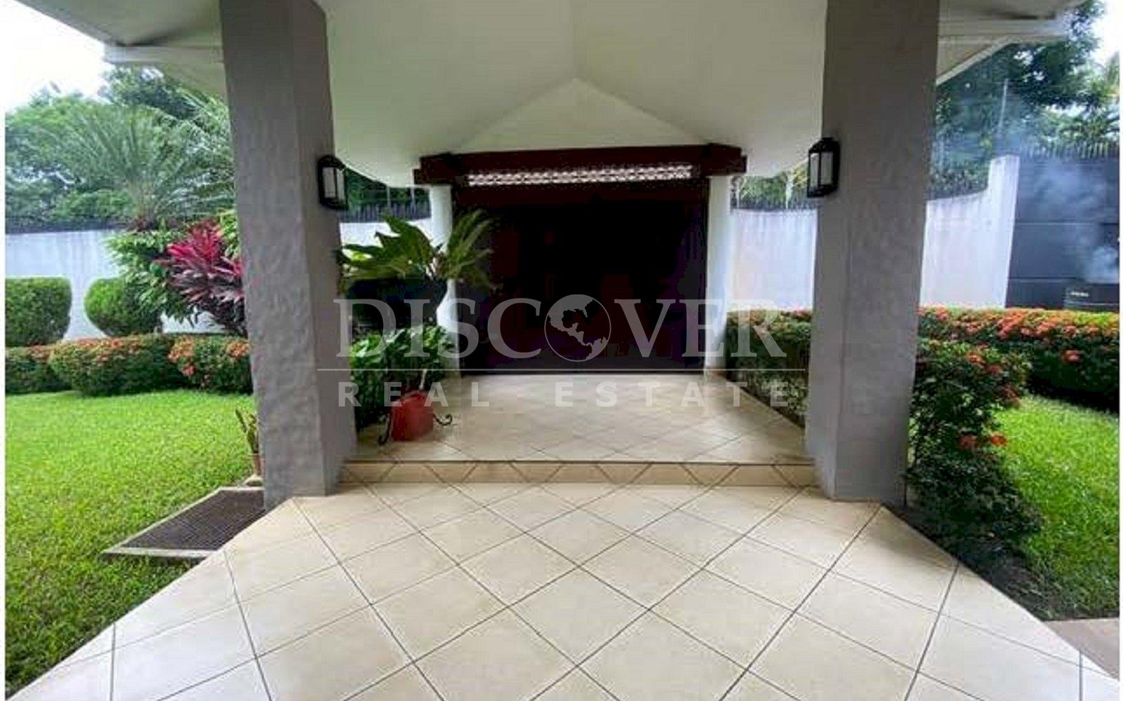 https://images.discovernica.com/propiedad/1600/imagen_P_gina_08.jpg