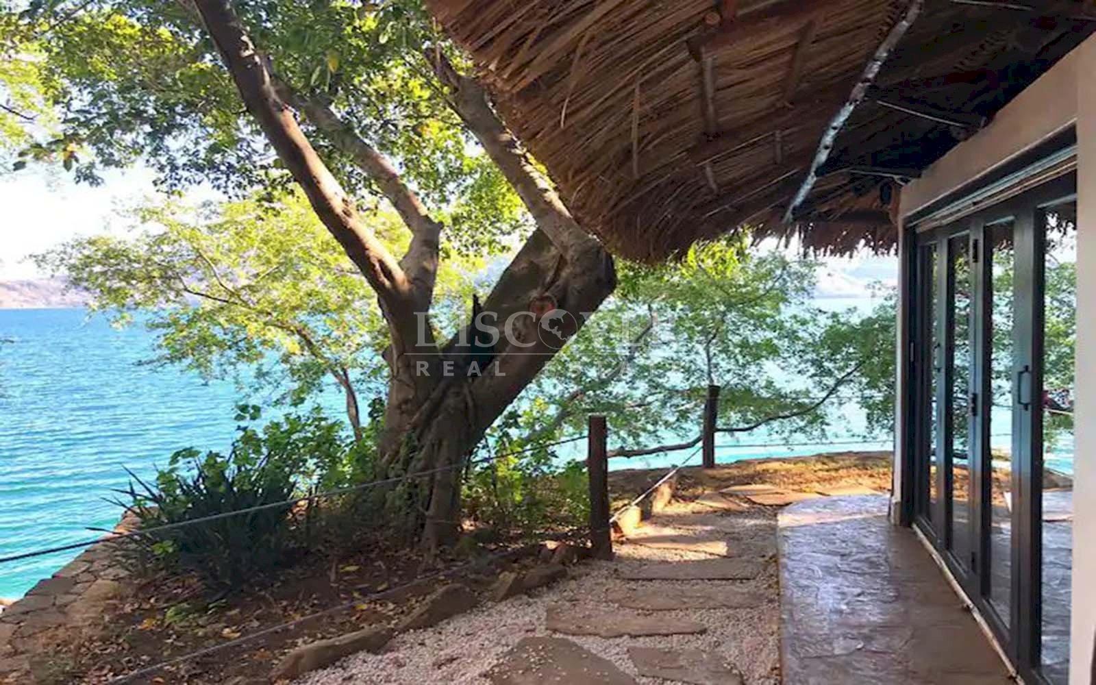 https://images.discovernica.com/propiedad/1600/laguna_3.jpg