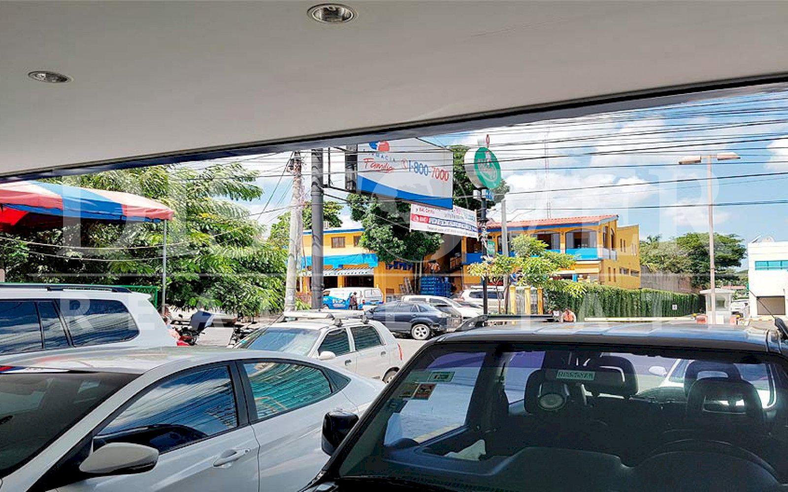 https://images.discovernica.com/propiedad/1600/modulo_comercial_venta_los_robles_managua_id_10164_6.jpg