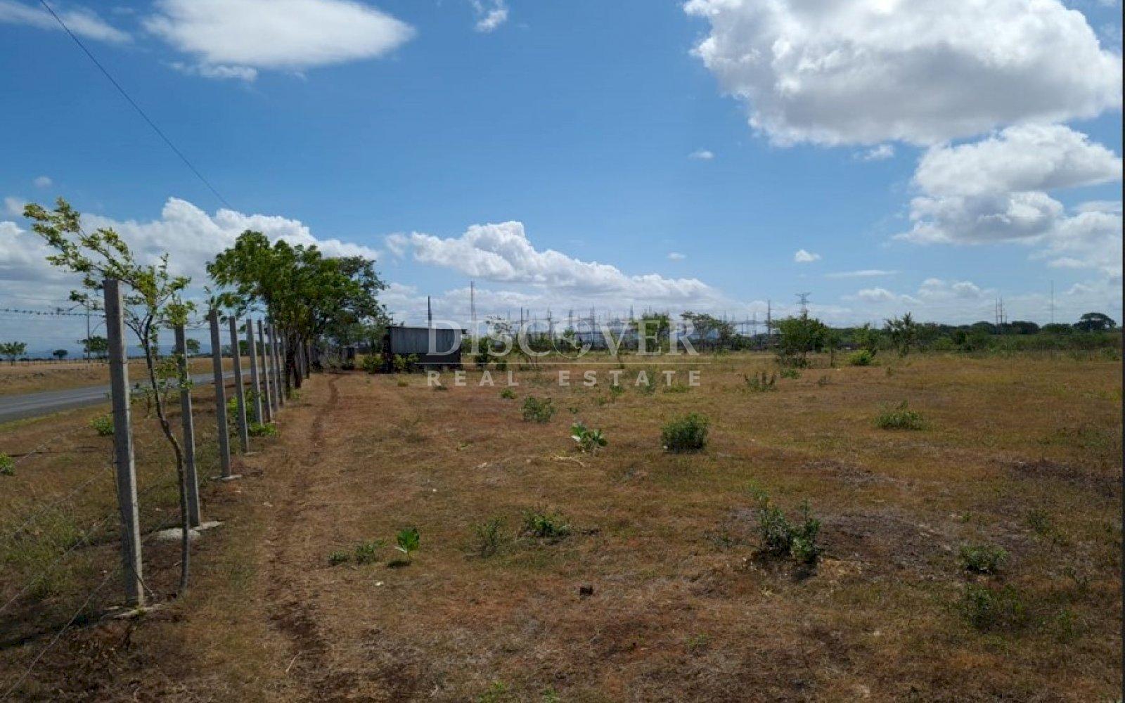  Land for sale at km 27.5 North Pan-American Highway.