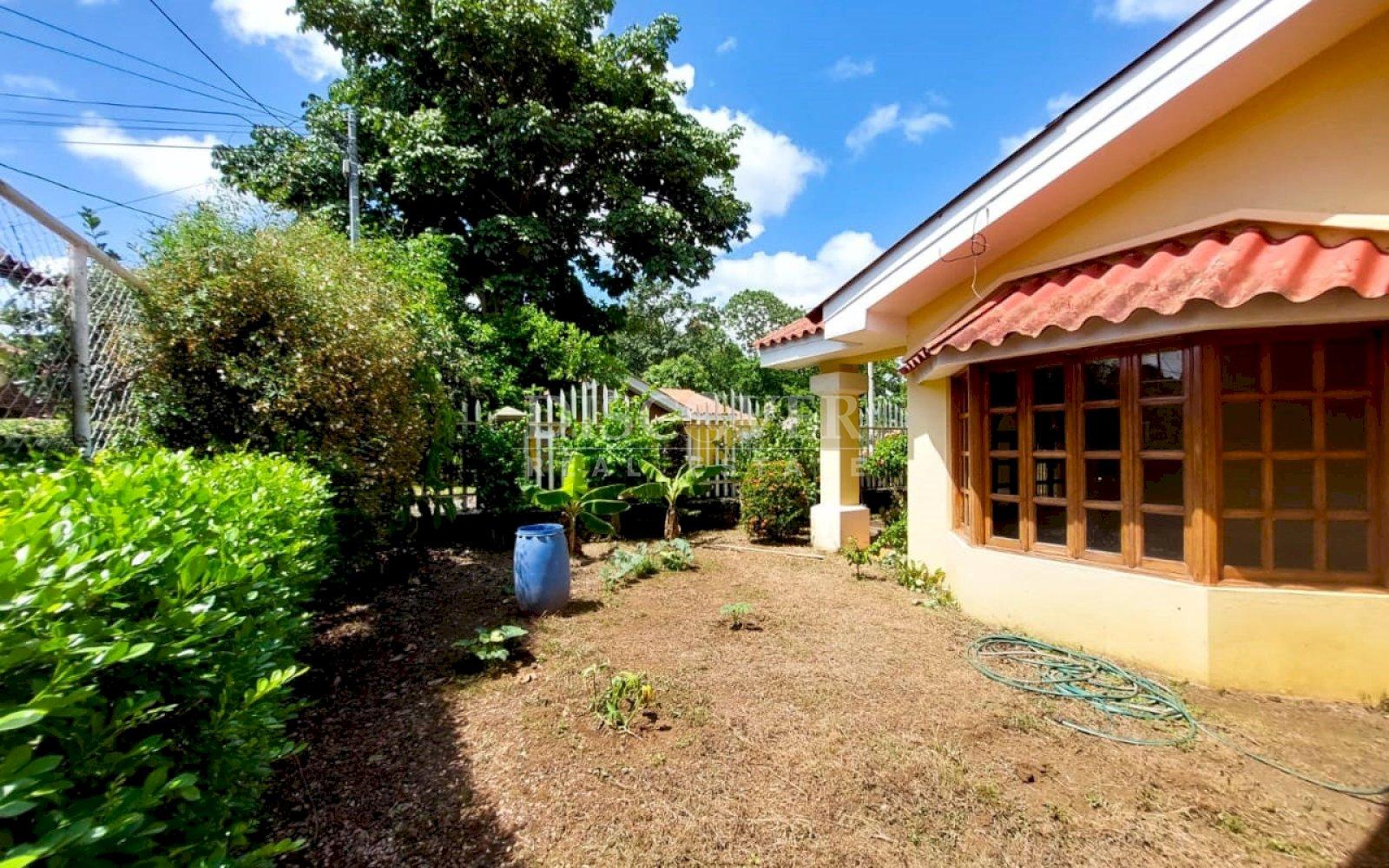 https://images.discovernica.com/propiedad/1600/patio_1.jpg