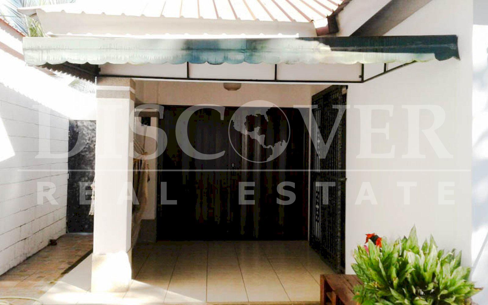 https://images.discovernica.com/propiedad/1600/preciosa_casa_venta_renta_carretera_masaya_264.037_vrs2_sala_comedor_ID11387_4.jpg