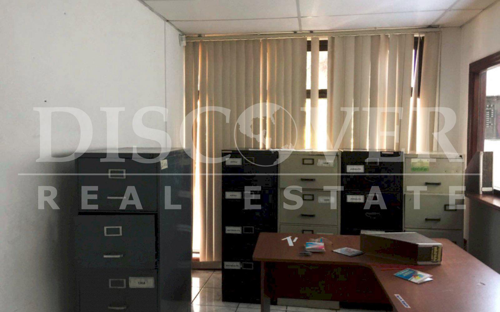 https://images.discovernica.com/propiedad/1600/propiedad_venta_renta_los_robles_id_10584_10.jpg