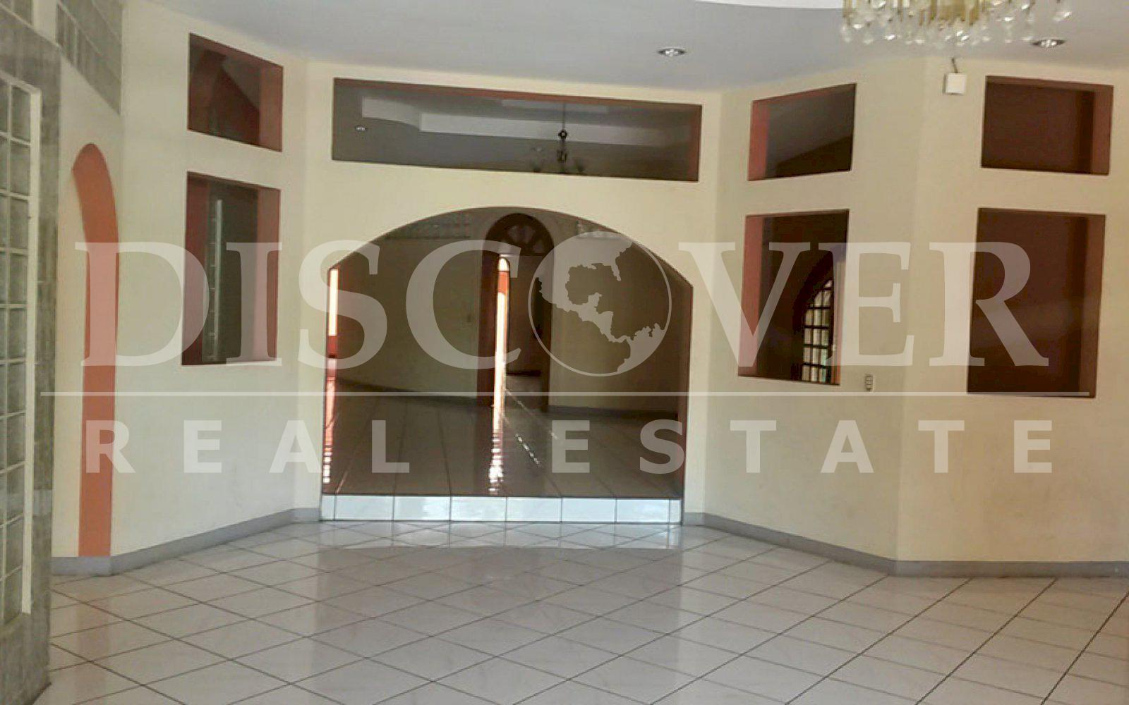 https://images.discovernica.com/propiedad/1600/quinta_a_la_venta_en_carretera_masaya_managua_nicaragua_3_.jpg