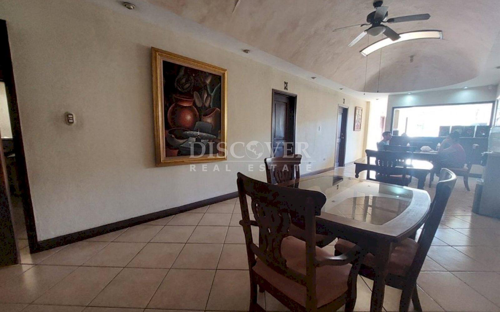  Hotel in Los Robles for Rent.