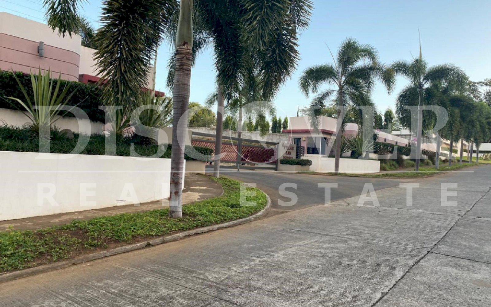 https://images.discovernica.com/propiedad/1600/stgnsetns.jpg