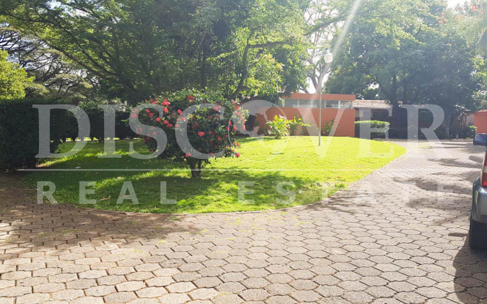 Beautiful country house with land for sale in Las Colinas ID 11109