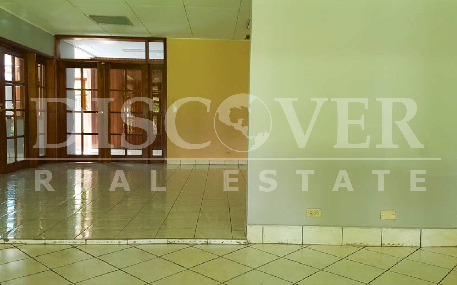 Beautiful country house with land for sale in Las Colinas ID 11109