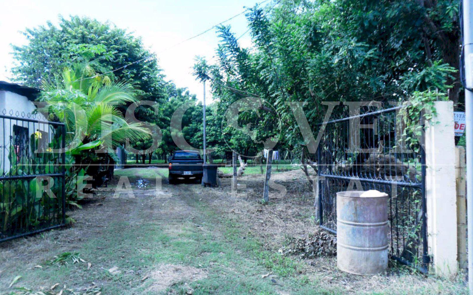 https://images.discovernica.com/propiedad/1600/terreno_en_venta_en_playa_pochomil_viejo_ID11223.jpg