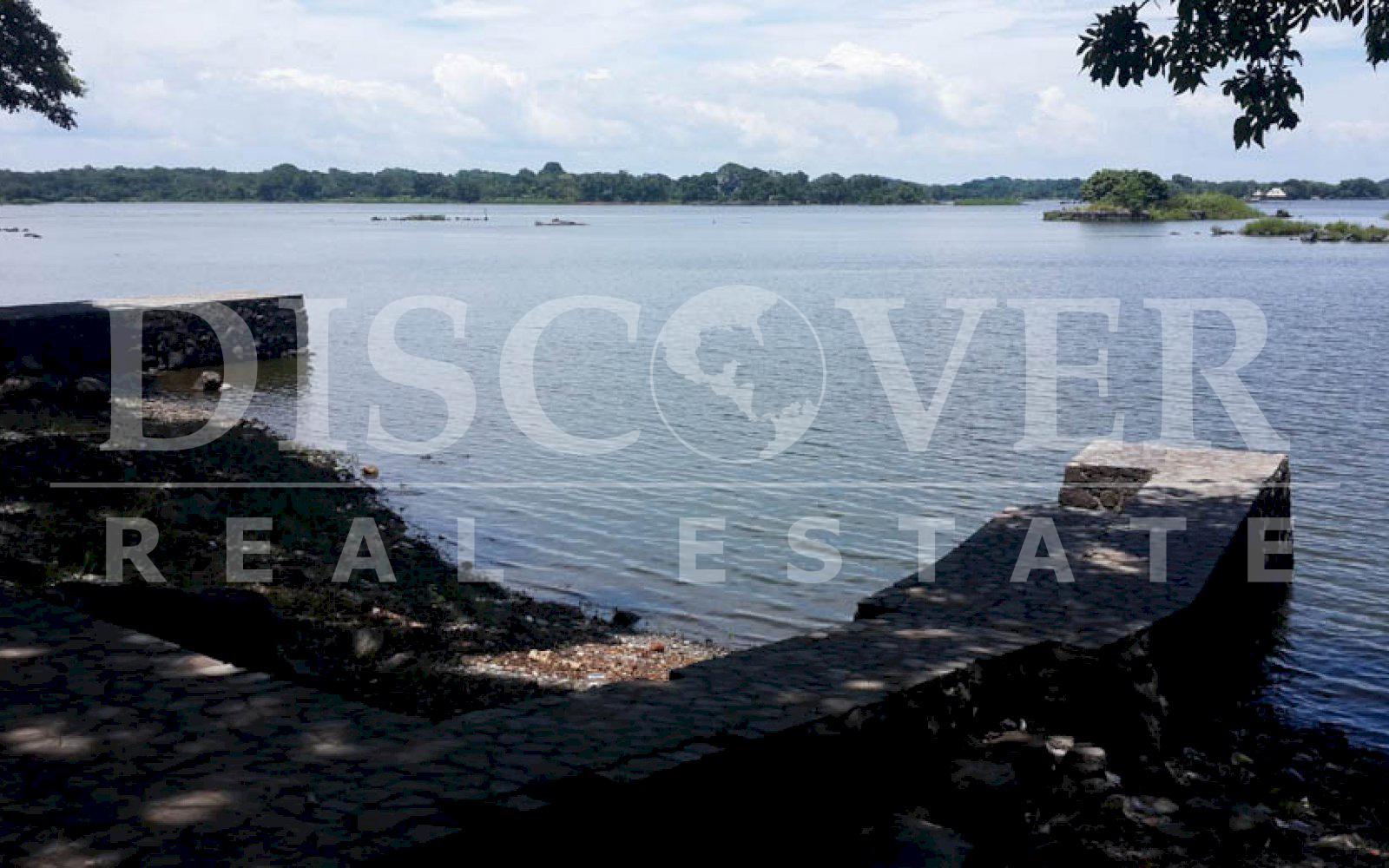 https://images.discovernica.com/propiedad/1600/terreno_propiedad_venta_marina_cocibolca_granada_nicaragua_42_889.62_vrs2_U_658_750_3.jpg