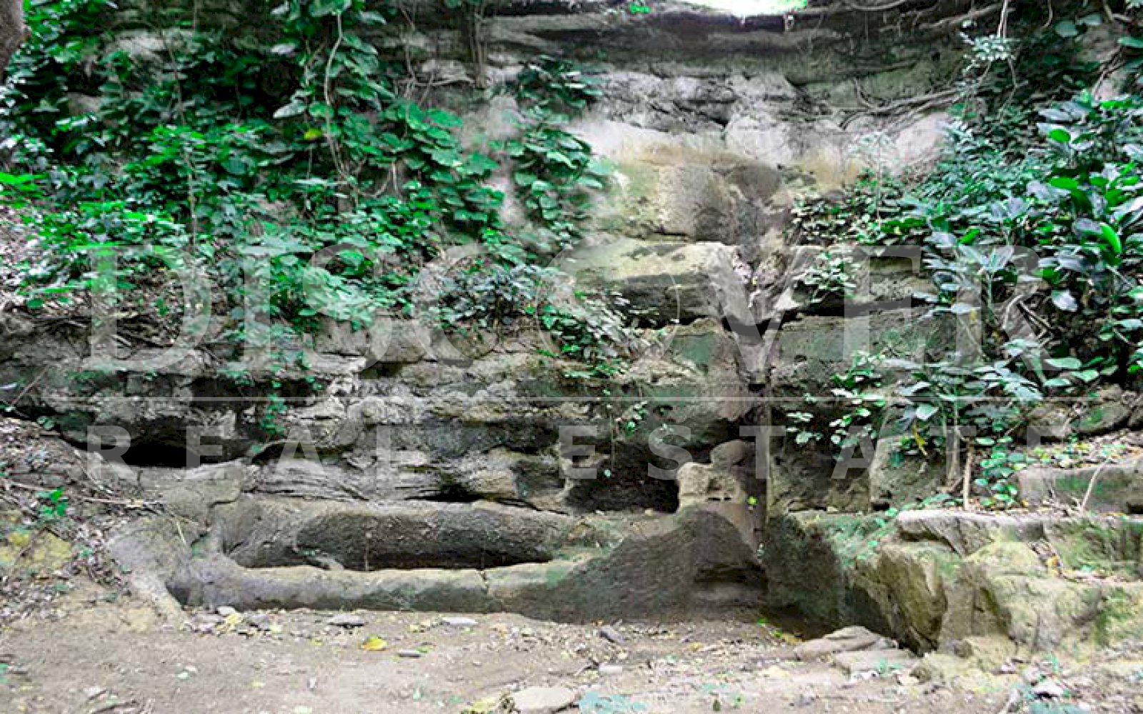  Flat Land for Sale located in Old to Lion Road ID 10199