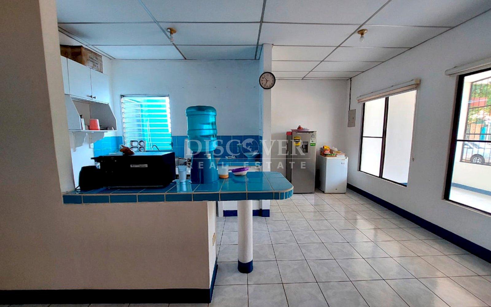 https://images.discovernica.com/propiedad/1600/v6.jpg