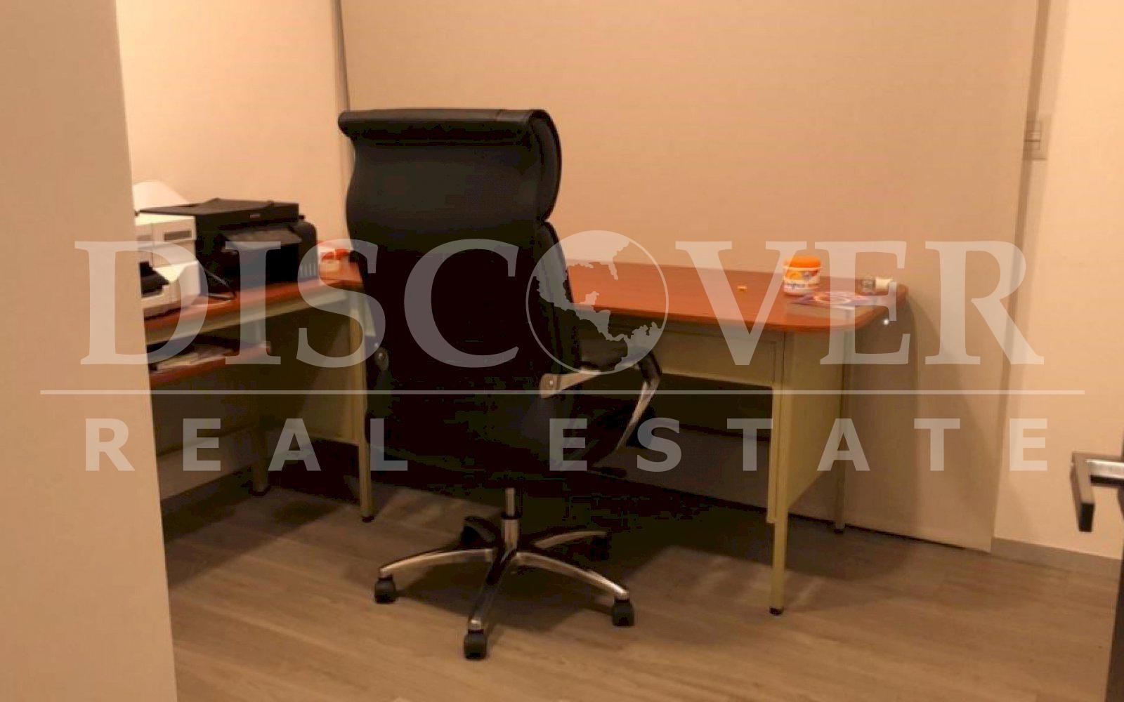  Apartment for rent in Acacia condominium, has 2 bedrooms, 2.5 bathrooms, kitchen, terrace, living room.
